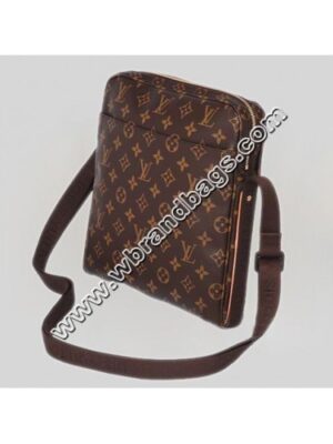 Louis Vuitton Replica 2010 MONOGRAM CANVAS MESSENGER TOTE BAG TROTTEUR BEAUBOURG