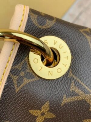 Louis Vuitton Replica Artsy MM Bag Monogram Canvas M44869