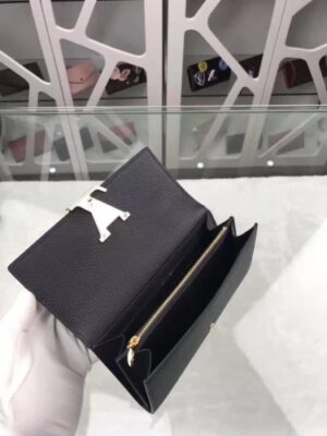 Louis Vuitton Replica CAPUCINE WALLET M62132 NOIR 2017