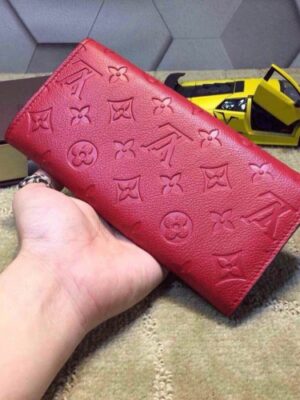 Louis Vuitton Replica CURIEUSE WALLET M60732 Cherry