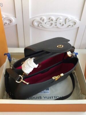 Louis Vuitton Replica Capucines PM Bag M42259 Black/Gold