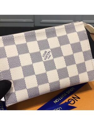 Louis Vuitton Replica Damier Canvas Toiletry Pouch 15 Bag M47546 10