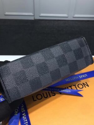 Louis Vuitton Replica Damier Graphite Canvas Toiletry Pouch 15 Bag M47546 09