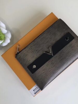 Louis Vuitton Replica Epi Leather Pochette Essential V M62092 2017