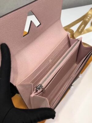 Louis Vuitton Replica Epi leather Twist Wallet M61178 Pink