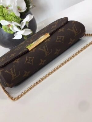 Louis Vuitton Replica Favorite PM in Monogram Canvas M40717 2018