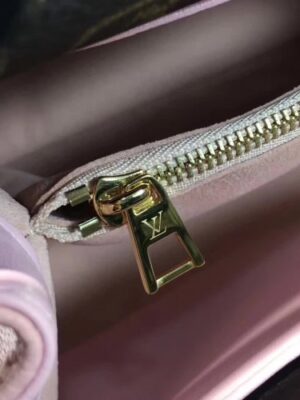 Louis Vuitton Replica Grained Calfskin Double V Handbag M54440 Rose Poudre 2017