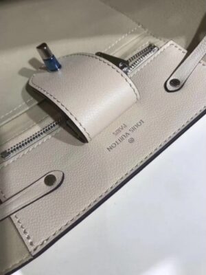 Louis Vuitton Replica Lockme Bucket M53081