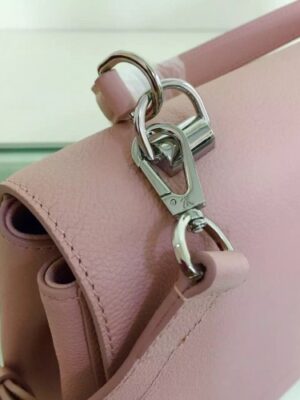 Louis Vuitton Replica Lockme II Rose Ballerine M50505