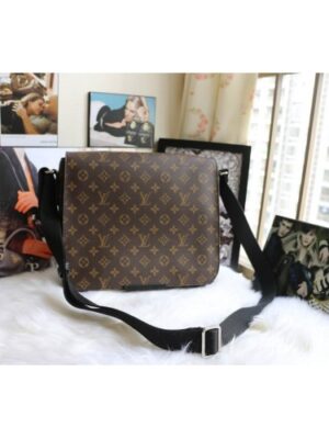 Louis Vuitton Replica M40934 Monogram Macassar Canvas District MM