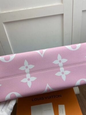 Louis Vuitton Replica M45119 LV Replica Escale Onthego GM tote bag Pastel Pink Monogram Canvas