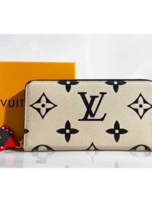 Louis Vuitton Replica M69727 LV Replica CraftyZippy wallet in Cream Monogram Empreinte Leather