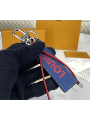 Louis Vuitton Replica MP2554 LV Replica Epi Color Block LV Replica Dual key holder and bag charm in Blue and Red Epi