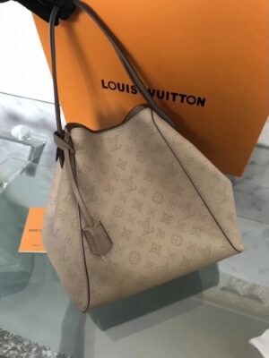 Louis Vuitton Replica Mahina Hina MM Tote M54354 Pale Grey 2018