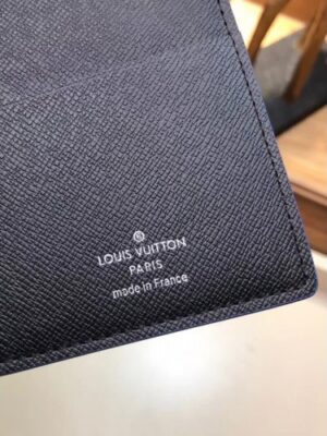 Louis Vuitton Replica Men's Brazza Wallet M30558 Taiga Leather