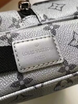 Louis Vuitton Replica Men's Messenger Monogram Outdoor Bag M43859 SiLV Replicaer 2018