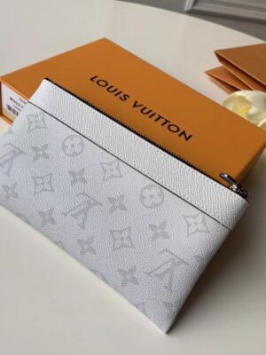 Louis Vuitton Replica Monogram Antarctica Canvas Discovery Pochette Bag M30279 White 2019