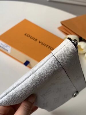 Louis Vuitton Replica Monogram Antarctica Canvas Discovery Pochette Bag M30279 White 2019