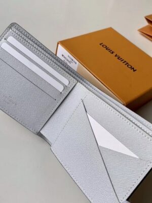 Louis Vuitton Replica Monogram Antarctica Canvas Multiple Wallet M30300 White 2019