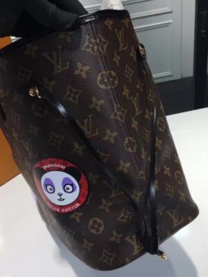 Louis Vuitton Replica Monogram Canvas Badge Detail Neverfull MM Bag 2017