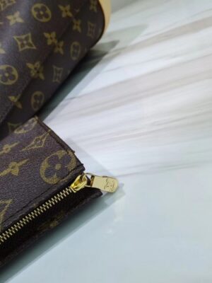 Louis Vuitton Replica Monogram Canvas Bucket Tote Bag M42238