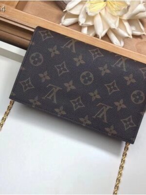 Louis Vuitton Replica Monogram Canvas Flore Chain Wallet M67404 Lie De Vin 2019