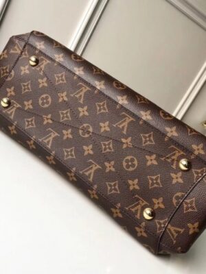 Louis Vuitton Replica Monogram Canvas Montaigne GM Bag M41067