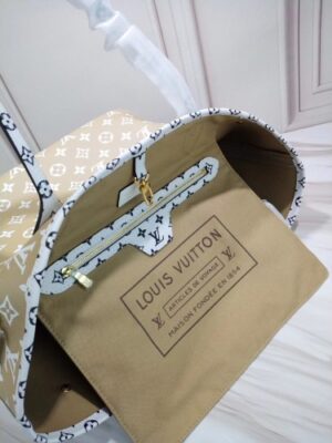 Louis Vuitton Replica Monogram Canvas Neverfull MM Tote Bag M44568 Kaki/White/Apricot 2019