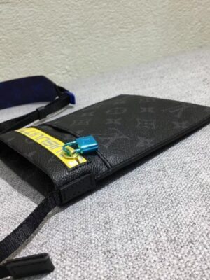 Louis Vuitton Replica Monogram Canvas Phone Bag Noir 2018