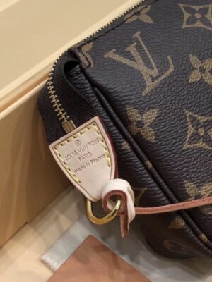 Louis Vuitton Replica Monogram Canvas Pochette Accessoires Bag M40712