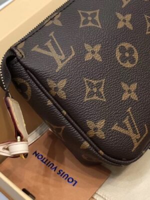 Louis Vuitton Replica Monogram Canvas Pochette Accessoires Bag M40712