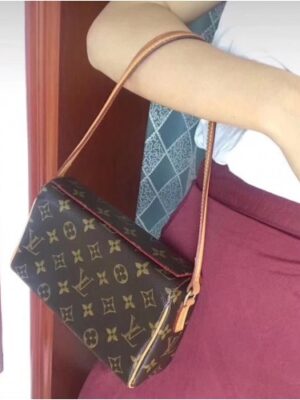 Louis Vuitton Replica Monogram Canvas Shoulder Bag M51900 2018