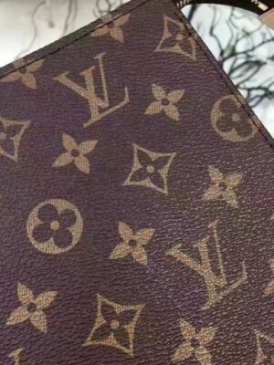 Louis Vuitton Replica Monogram Canvas Toiletry Pouch 26 Bag M47542