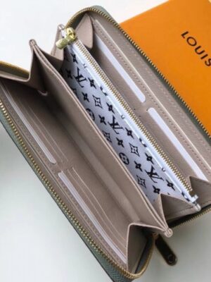 Louis Vuitton Replica Monogram Canvas Zippy Wallet M67549 Kaki 2019