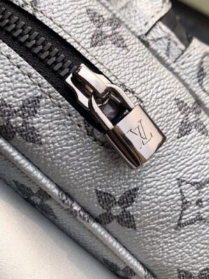 Louis Vuitton Replica Monogram SiLV Replicaer Canvas Bumbag Bag M43828 2018