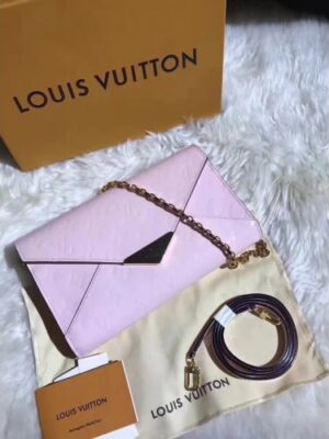 Louis Vuitton Replica Monogram Vernis Leather Envelope Clutch on Chain M90990 Light Pink