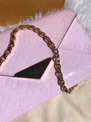 Louis Vuitton Replica Monogram Vernis Leather Envelope Clutch on Chain M90990 Light Pink