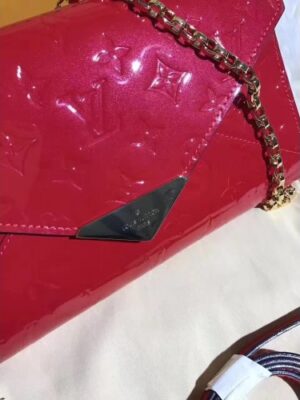 Louis Vuitton Replica Monogram Vernis Leather Envelope Clutch on Chain M90990 Red