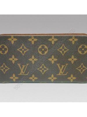 Louis Vuitton Replica Monogram Zipped Purse