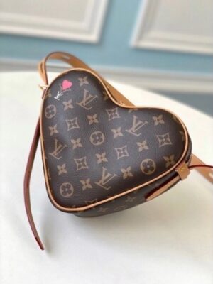 Louis Vuitton Replica Monogram canvas Game On Cœur Bag M57456