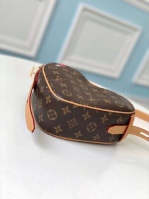 Louis Vuitton Replica Monogram canvas Game On Cœur Bag M57456