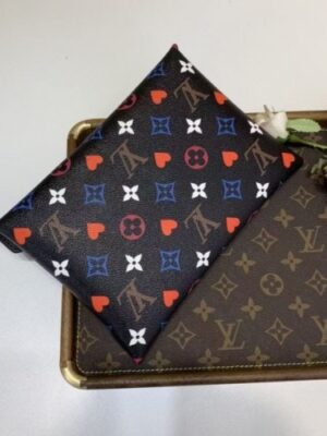 Louis Vuitton Replica Monogram canvas Game On Kirigami Pochette M80284