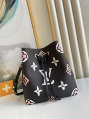 Louis Vuitton Replica NeoNoe MM Bag Monogram Print M45821