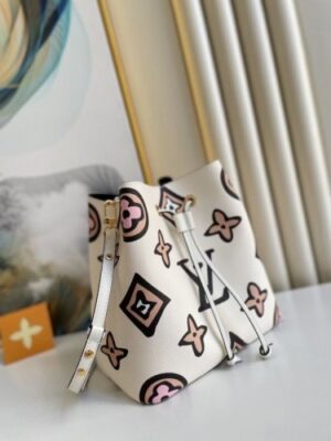 Louis Vuitton Replica NeoNoe MM Bag Monogram Print M45822