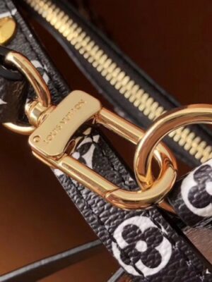 Louis Vuitton Replica Neonoe Bag Monogram Jungle Leopard Zebra M44717