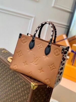 Louis Vuitton Replica OnTheGo MM Bag Monogram Empreinte M58521