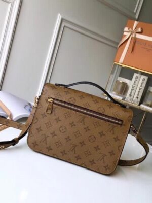 Louis Vuitton Replica Pochette Metis Monogram Reverse Canvas M41465