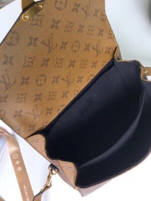 Louis Vuitton Replica Pochette Metis Monogram Reverse Canvas M41465