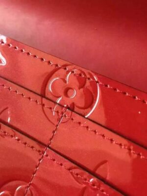 Louis Vuitton Replica SARAH WALLET MONOGRAM VERNIS Cherry M90208