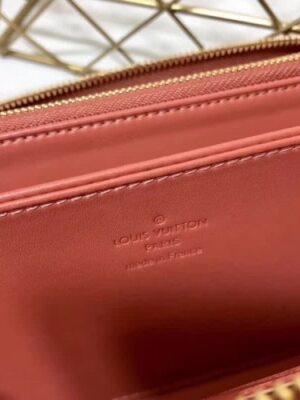 Louis Vuitton Replica Sarah Monogram Vernis Leather Zip Around Wallet Pink 2018